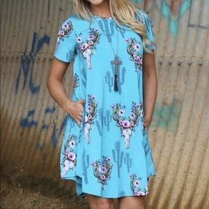 New L&B Cow Skull Steer Dress from TFTS Medium